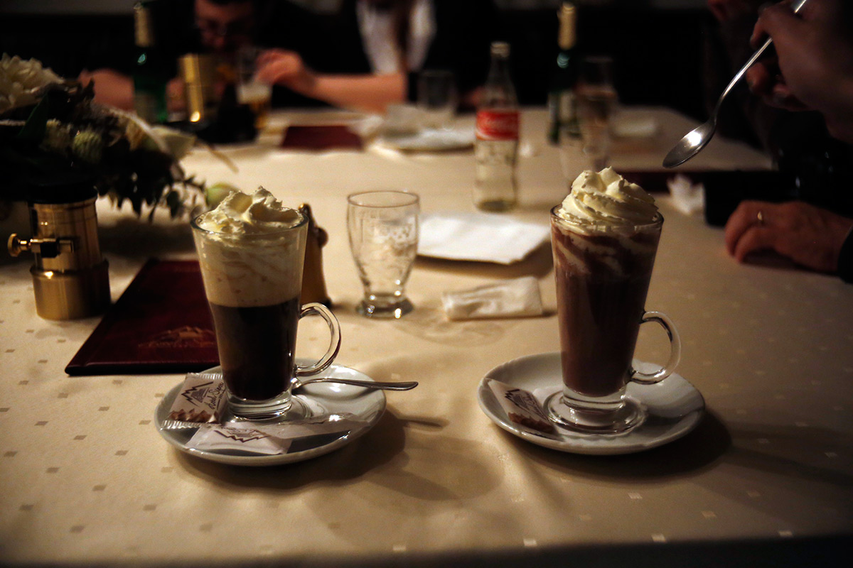 スロバキアの Hotel Sipox で飲んだアインシュペナー