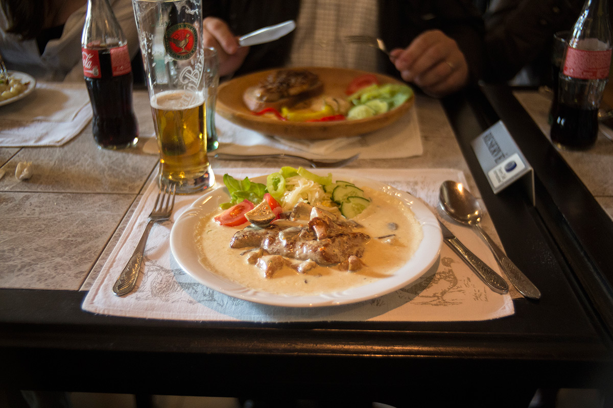 ペッツバール博物館近くの HOTEL CLUB で昼食