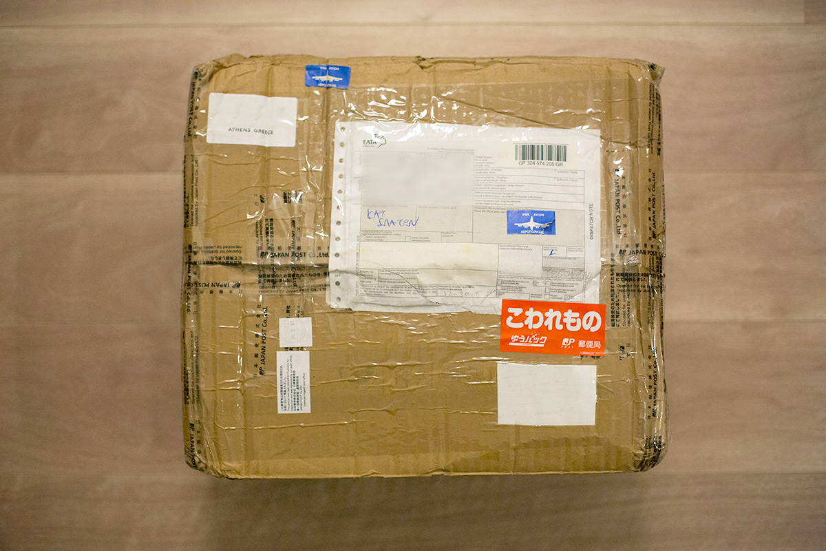 ギリシャから届いた14台のカメラ