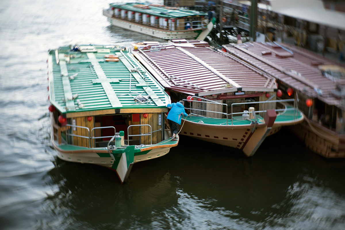 2016年3月26日、台東区 浅草、NEW Petzval 58 BOKEH CONTROL ART LENS / 1:1.9/58mm