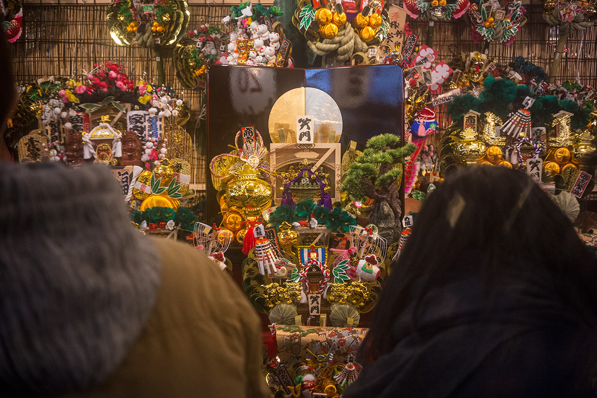 新宿 花園神社の酉の市 w/ Meyer Gorlitz Weitwinkel Doppel Anastigmat 1:4.5 f=4cm - 2016年11月23日撮影