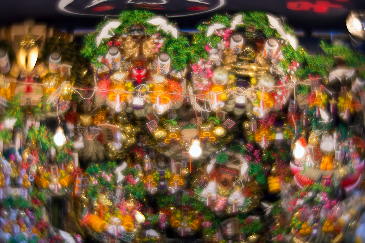 新宿 花園神社の酉の市 w/ Lomography Daguerreotype Achromat 2.9/64 Art Lens - 2016年11月23日撮影