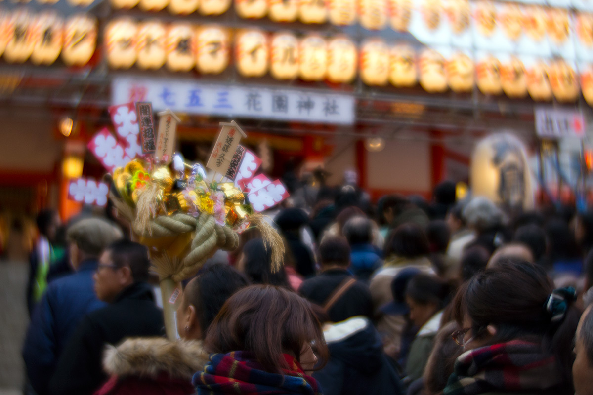 新宿 花園神社の酉の市 w/ Lomography Daguerreotype Achromat 2.9/64 Art Lens - 2016年11月23日撮影