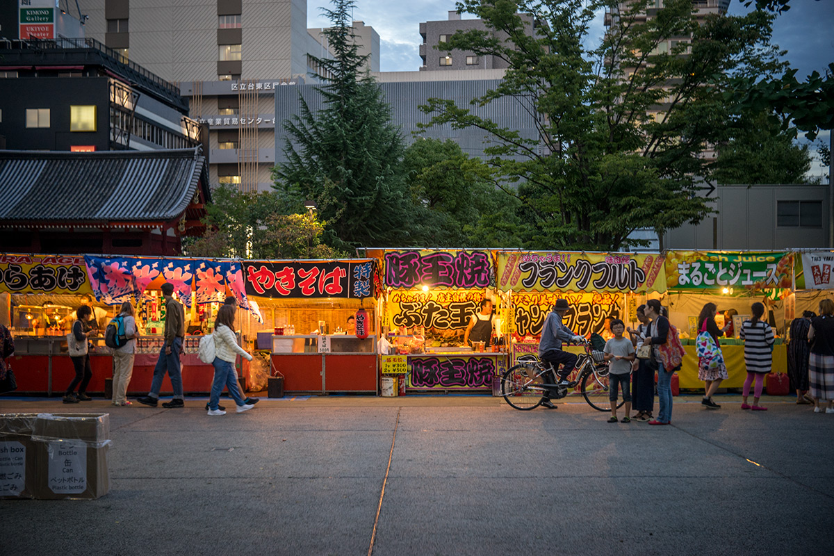 隅田川、浅草神社 浅草燈籠祭 w/ Meyer-Optik Trioplan 1:3.5/45 V - 2017年9月23日撮影