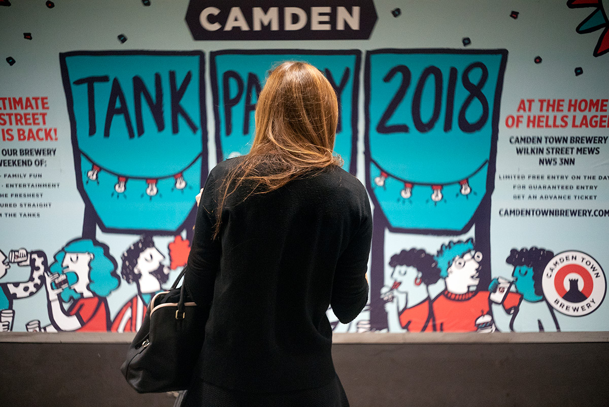 ロンドン：カムデン駅 w/ W-NIKKOR･C 1:2.5 F=3.5cm - 2018年10月4日撮影