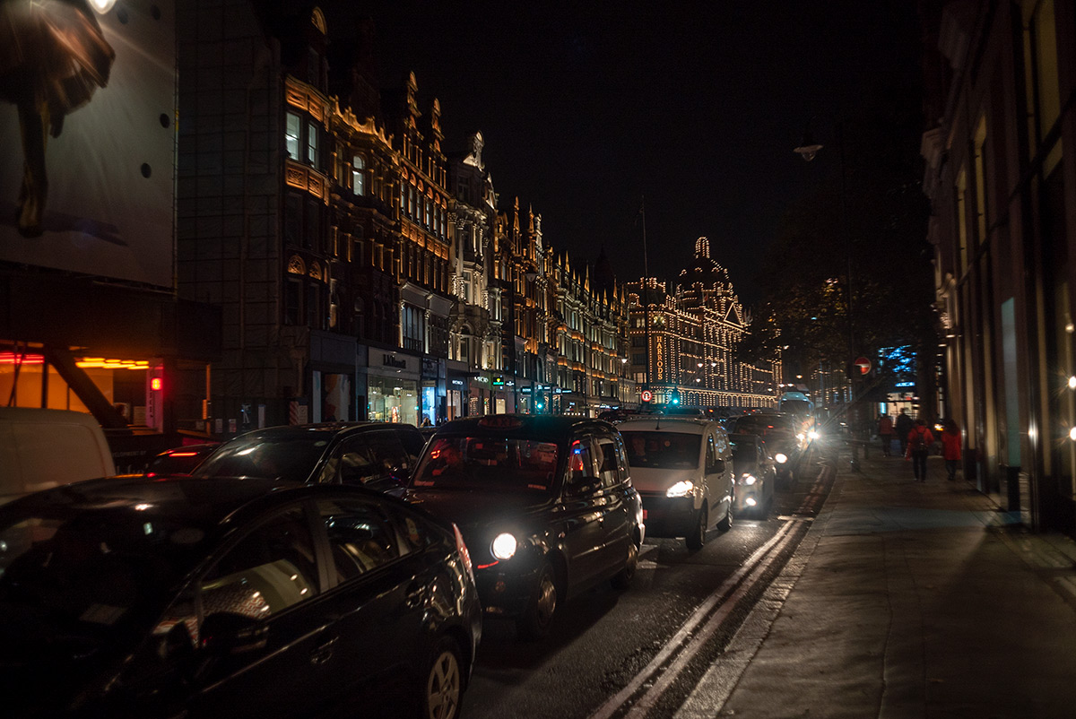 ロンドン：HARRODS w/ W-NIKKOR･C 1:2.5 F=3.5cm - 2018年10月4日撮影