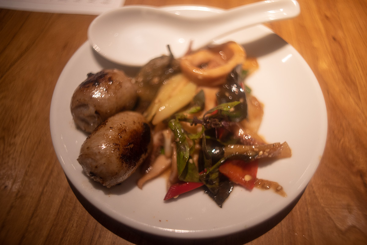 黒猫夜：台湾イベント w/ FORMULA 5 MC 24mm F2.5 by Mitake - 2018年10月27日撮影