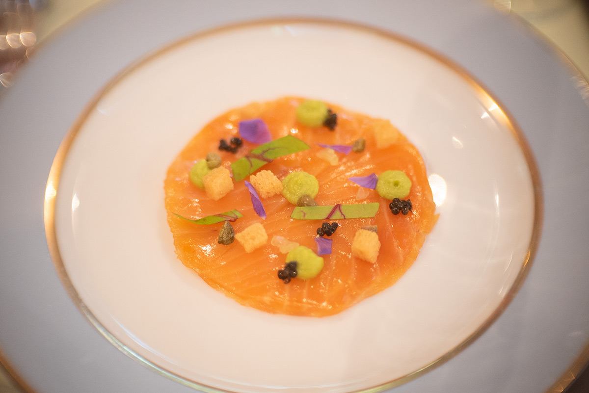 Salon de Thé Ladurée w/ Meopta Meostigmat 1.3/35 - 2018年12月24日撮影