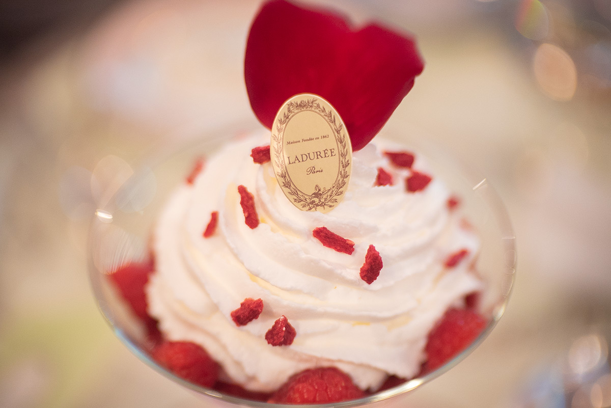 Salon de Thé Ladurée w/ Meopta Meostigmat 1.3/35 - 2018年12月24日撮影