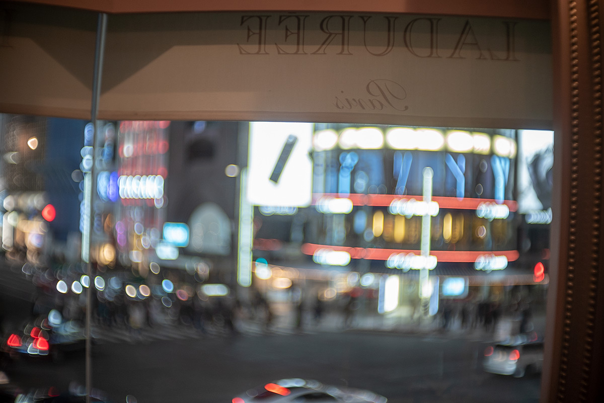 Salon de Thé Ladurée w/ Meopta Meostigmat 1.3/35 - 2018年12月24日撮影