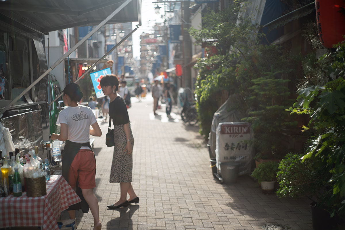 徒蔵（カチクラ）モノマチ w/ KONISHIROKU HEXANON 1:2 f=48mm - 2019年4月26日撮影