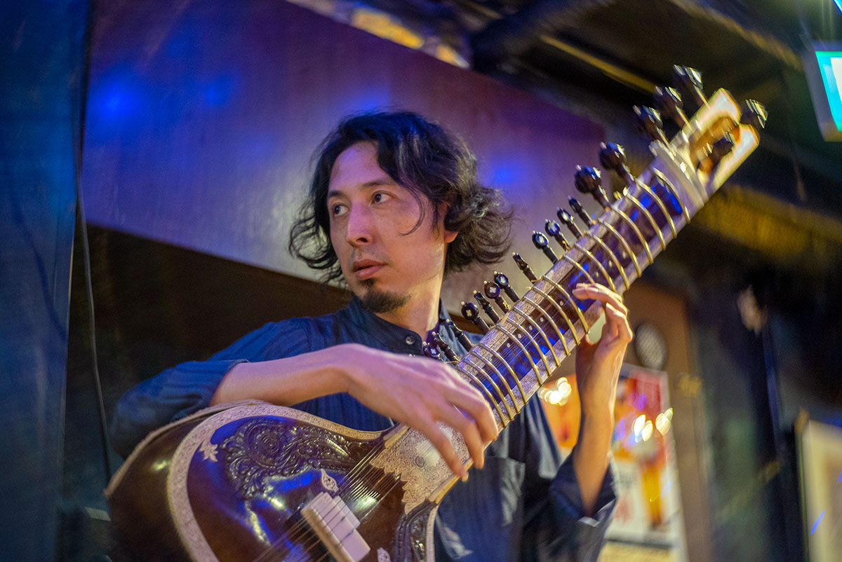 タブラ w/ NEW Petzval 58 BOKEH CONTROL ART LENS / 1:1.9/58mm - 2019年5月25日撮影