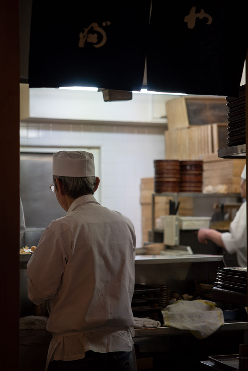 Rodenstock Rotelar f:4/85mm で浅草を撮影