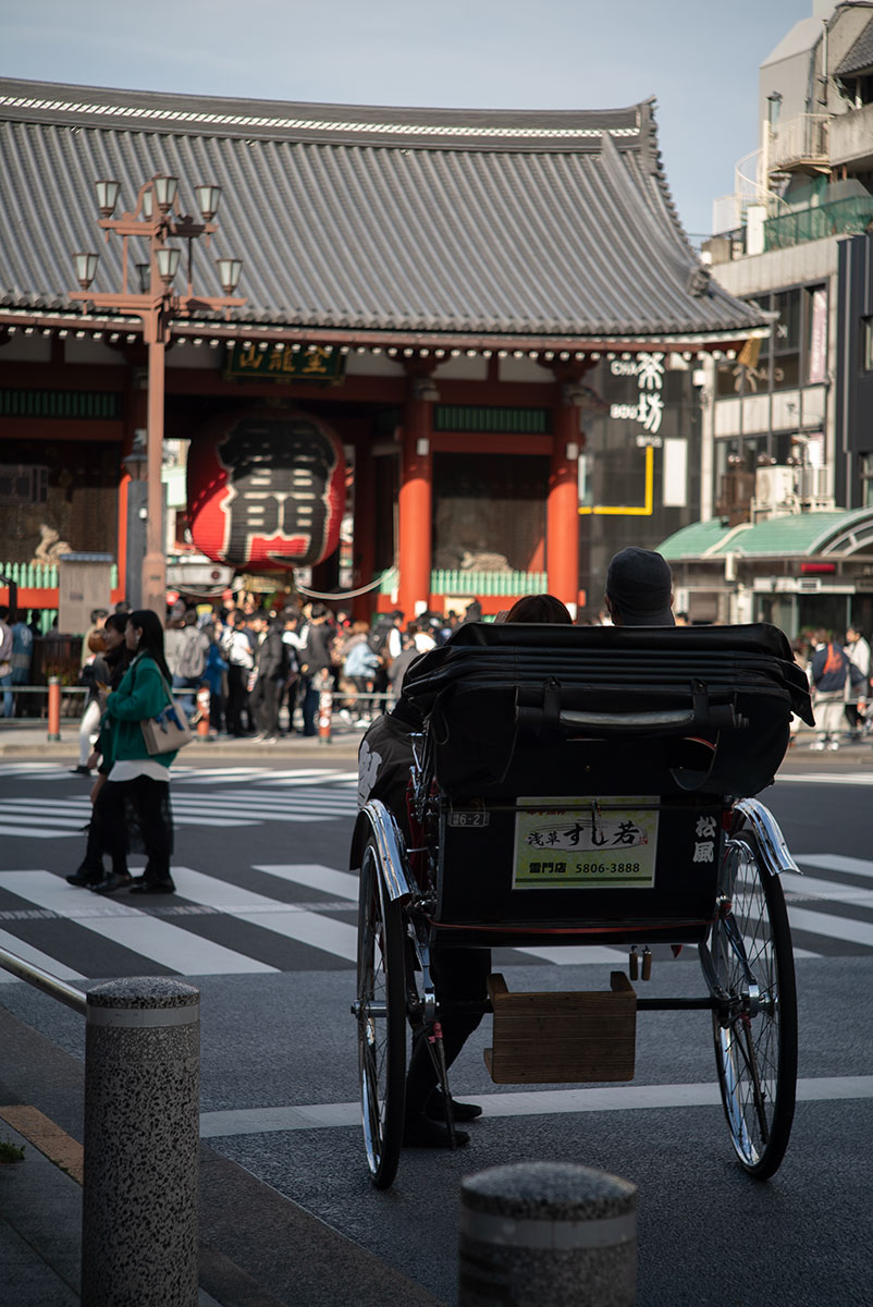 Rodenstock Rotelar f:4/85mm で浅草を撮影