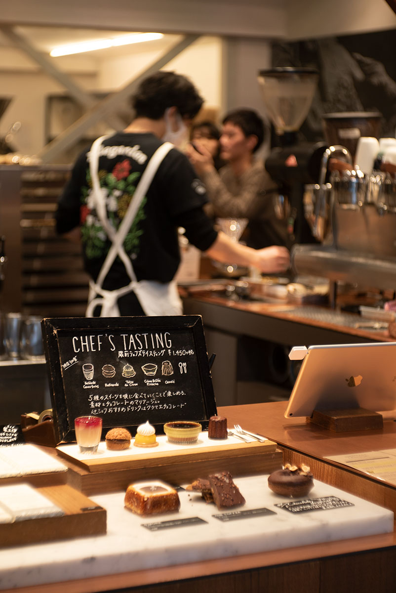 Schneider Krenzhach Radionar 1:4.5/75 で蔵前を撮影