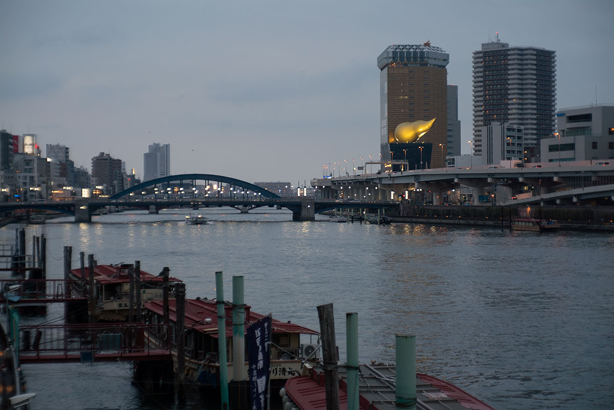 Schneider Krenzhach Radionar 1:4.5/75 で蔵前を撮影