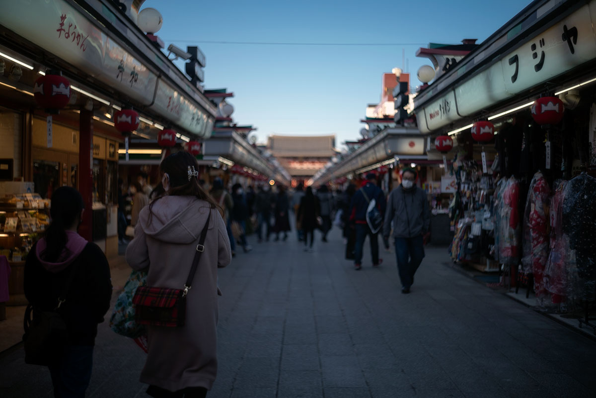 OKAYA OPTIK. Highkor 1:1.8 f=40mm で、台東区を撮影。