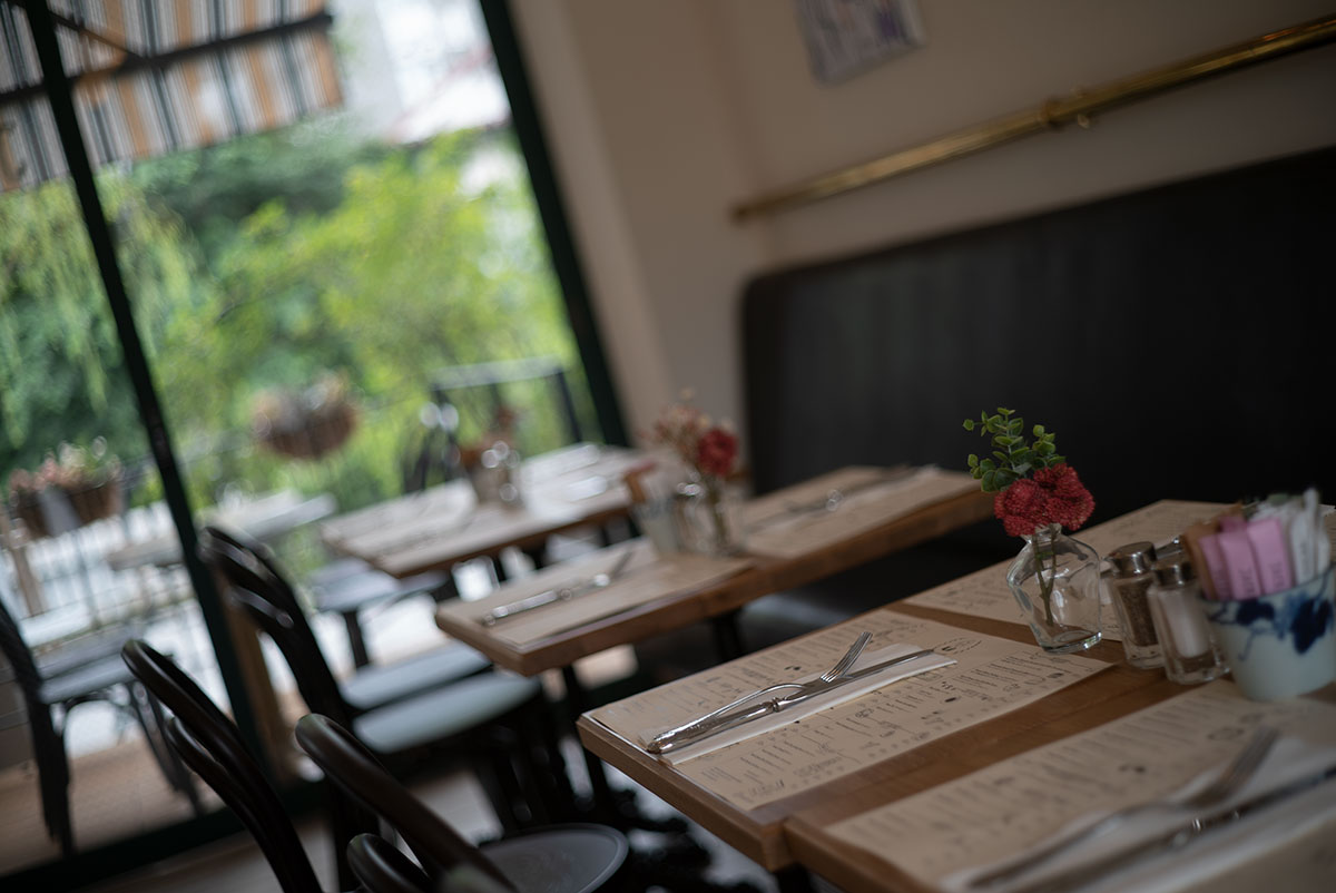 Konishiroku Hexanon 1:1.8 f＝50mm (Konica IIIA) で隅田川界隈を撮影。