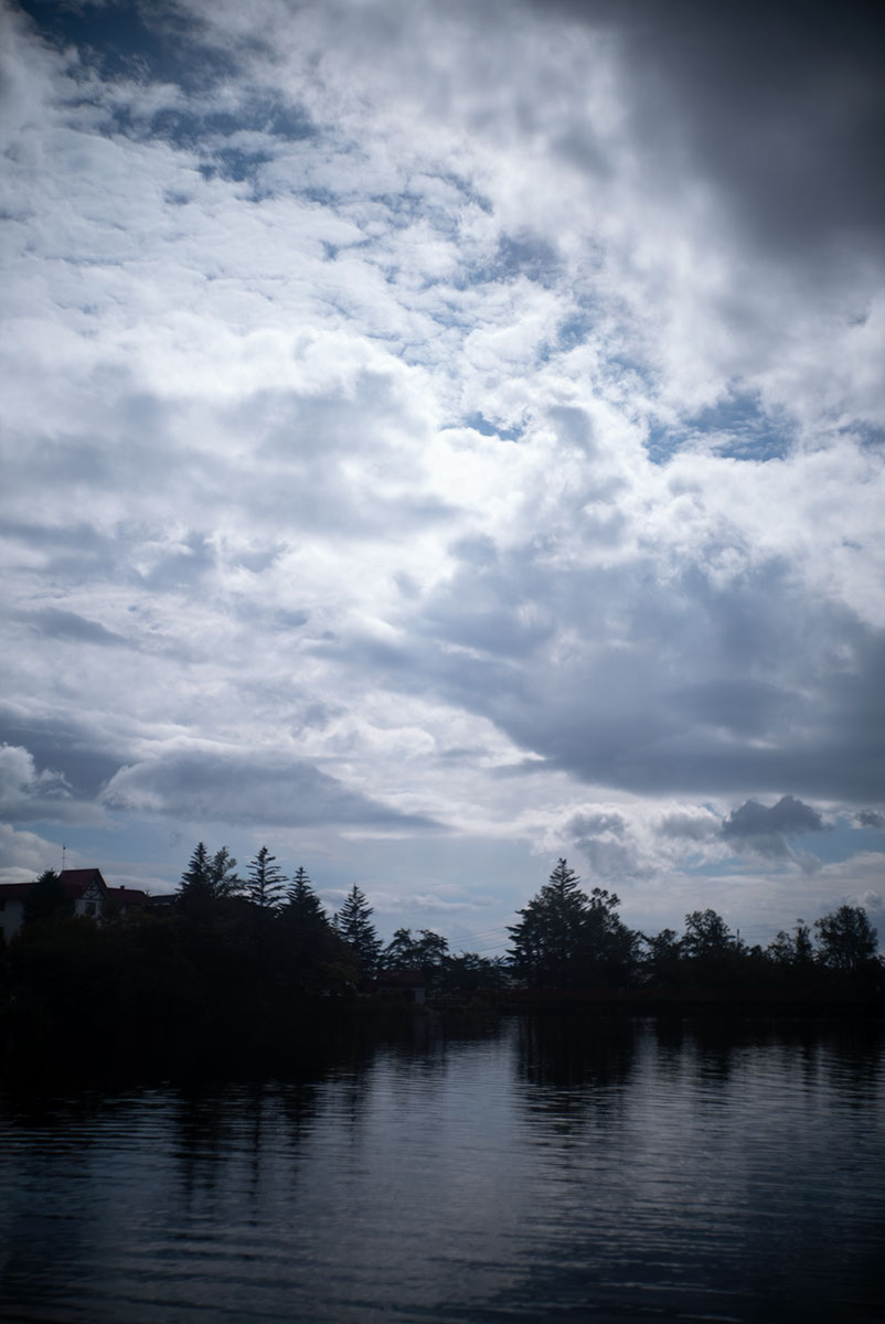 Olympus G.Zuiko F.C. 1:1.9 f=4.5cm で白樺湖を撮影。