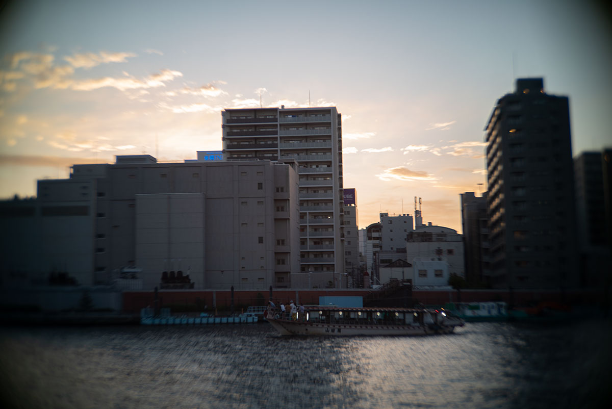 CANON LENS SD 50mm 1:2.8 で浅草を撮影。