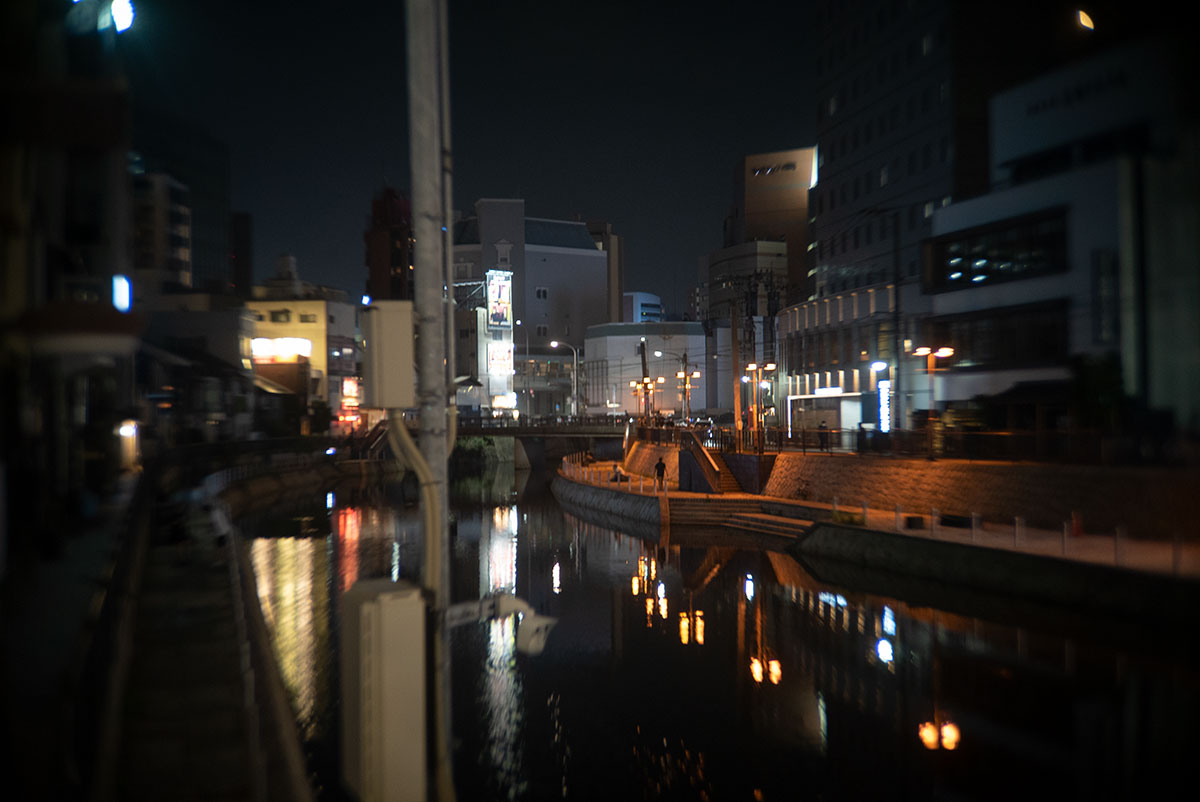 CANON LENS SD 50mm 1:2.8 で福岡を撮影。